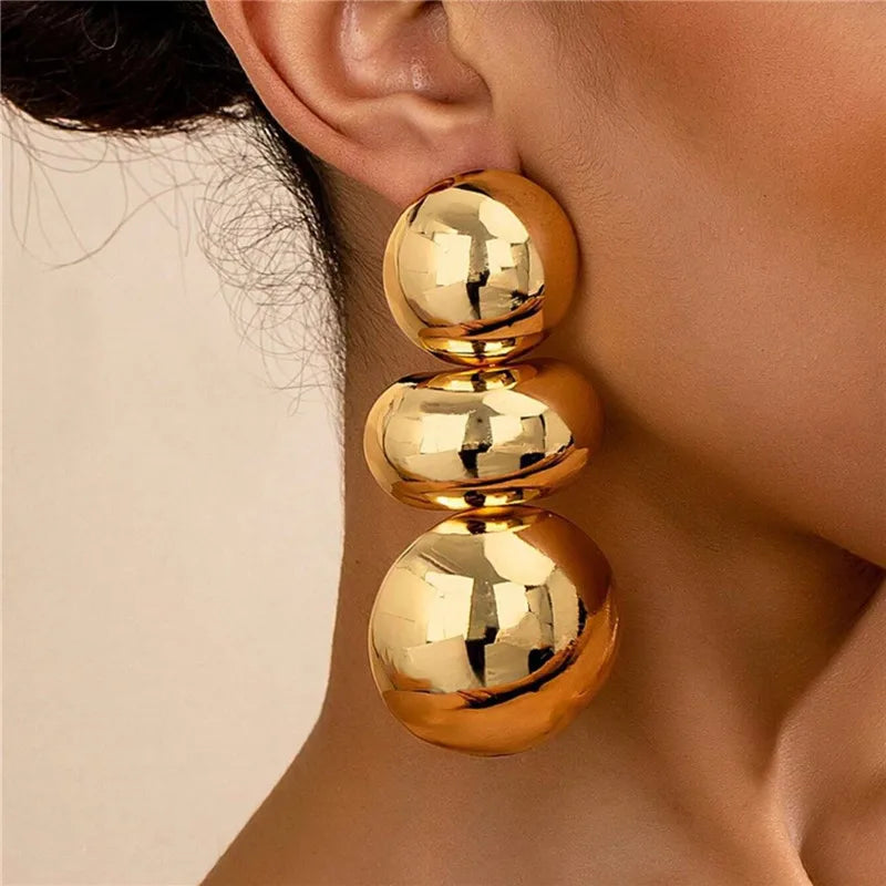 Pendientes redondos exagerados