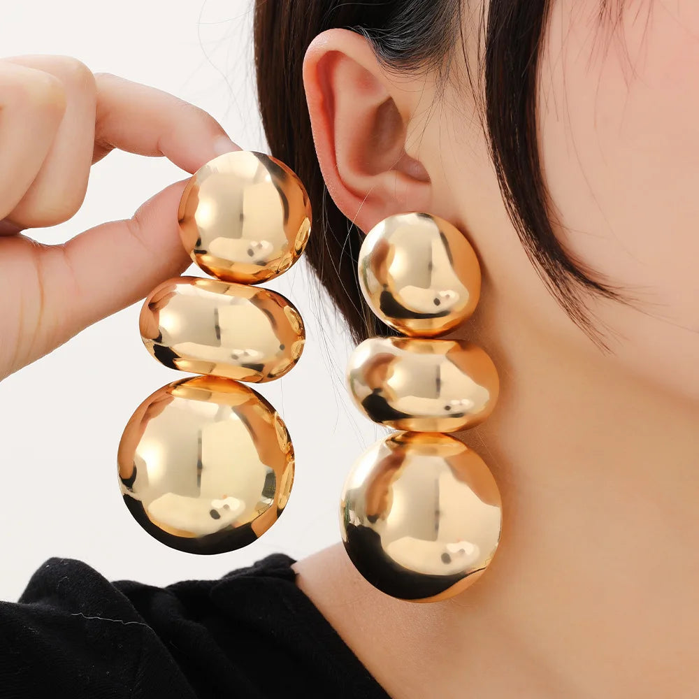 Pendientes redondos exagerados